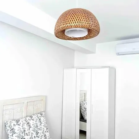 Cosy New Near The Sea Apartment